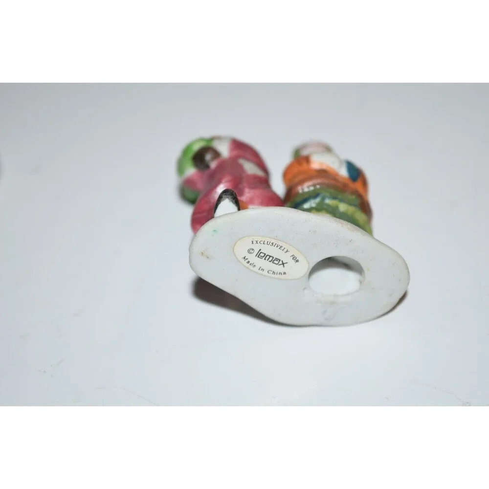 Lemax Dickensvale Porcelain Sledding Party‎ Christmas Village Figures Tree